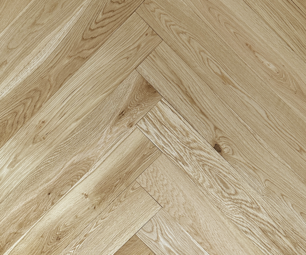 Natrual Wild Rustic Grade Oak Herringbone Engineered Wood Flooring 15mm x 90mm Brushed UV Oiled